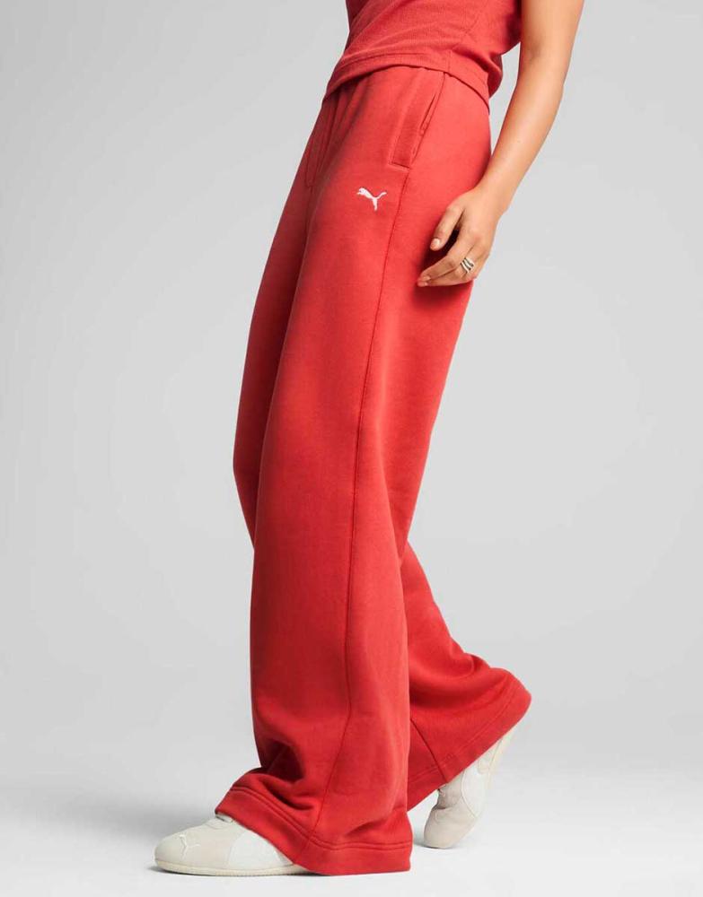 червено долнище Puma