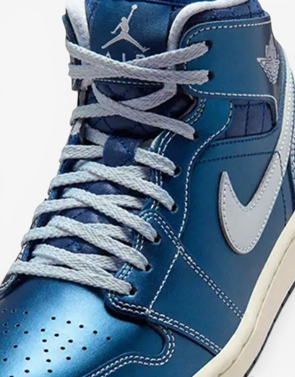 NIKE Air Jordan 1 Mid SE Blue / White