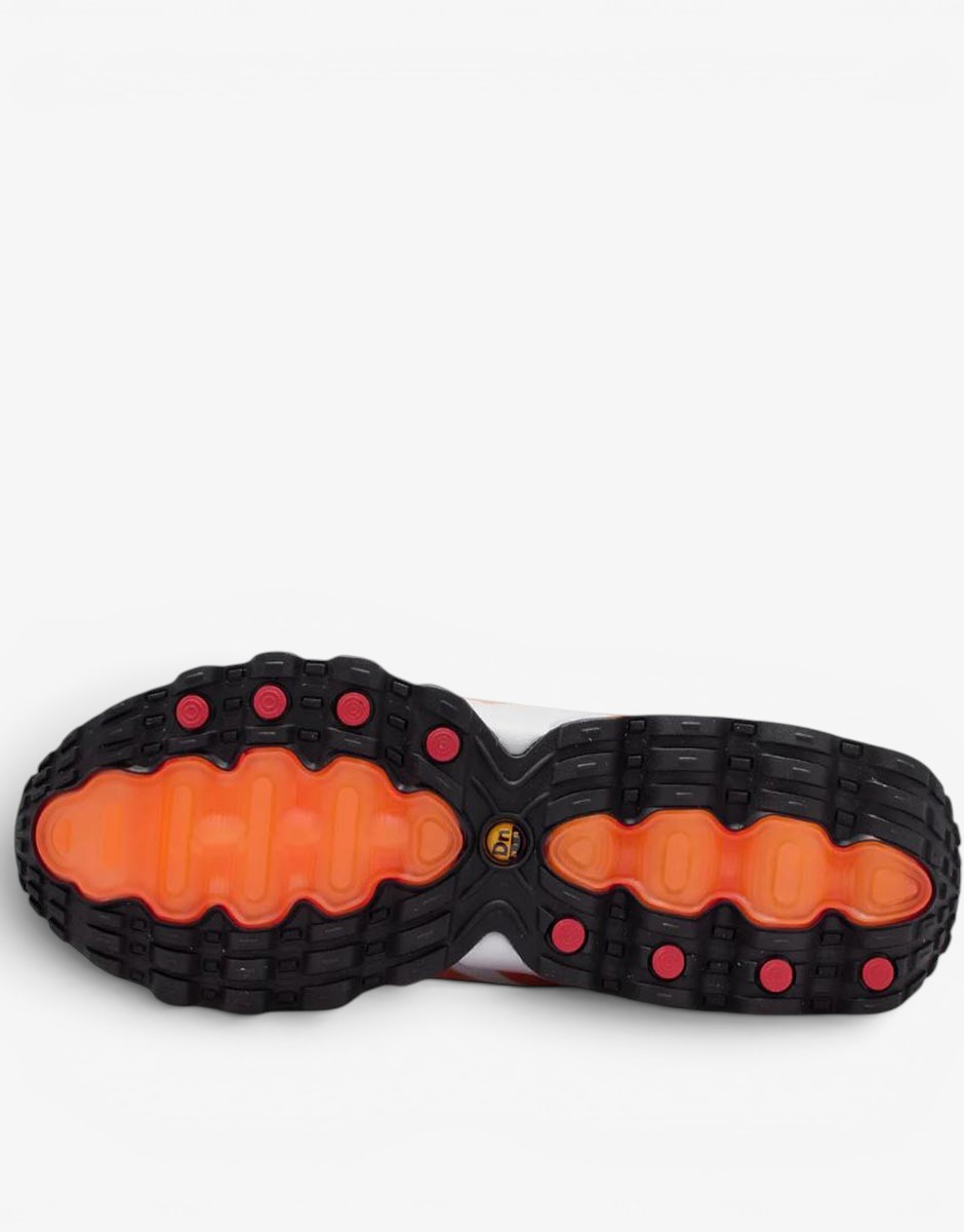 NIKE Air Max DN8 Shoes White/Orange