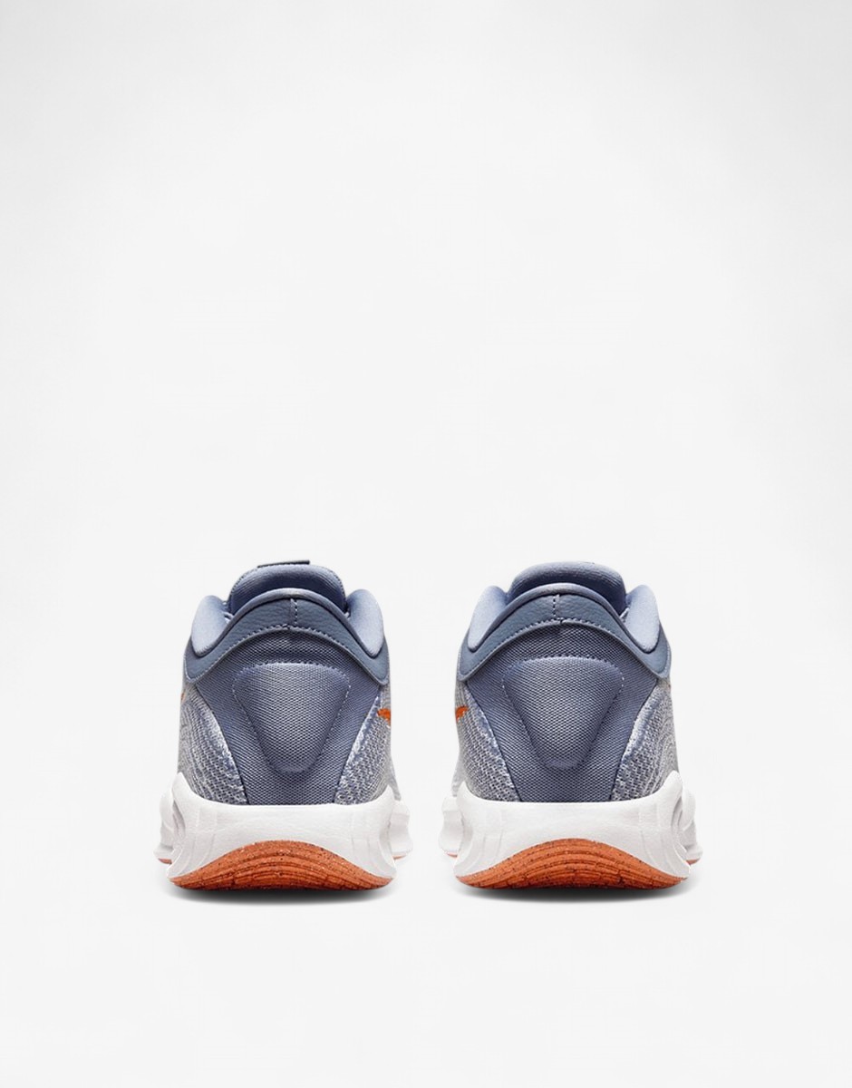 NIKE G.T. Hustle Academy Shoes Grey