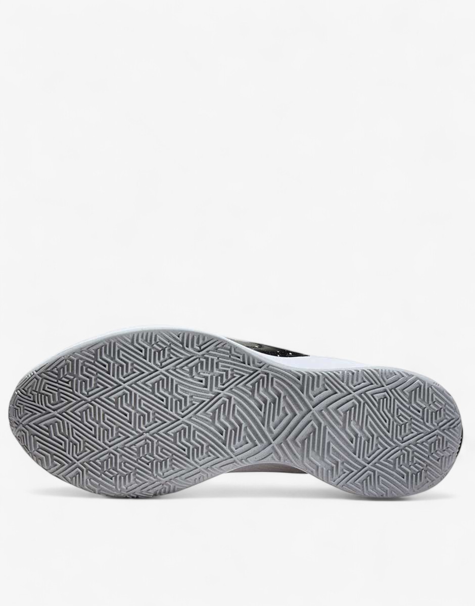 NIKE Giannis Freak 6 Basketball Shoes White