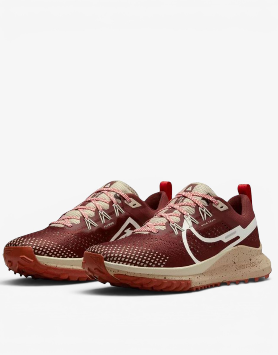 NIKE React Pegasus Trail 4 Red