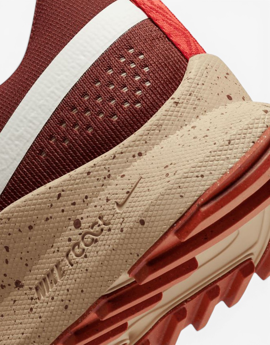 NIKE React Pegasus Trail 4 Red