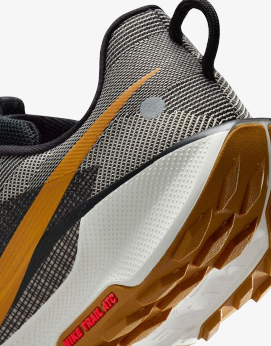 NIKE ReactX Pegasus Trail 5 Black/Gray