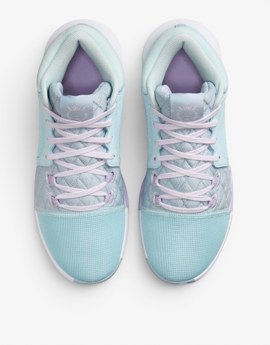 NIKE x LeBron Witness 8 Glacier Blue / White