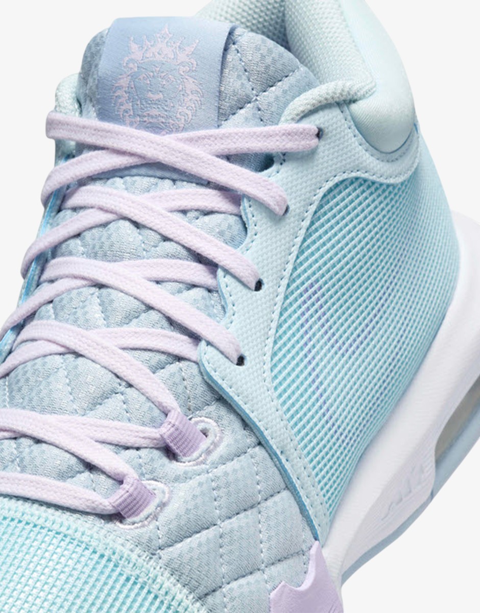 NIKE x LeBron Witness 8 Glacier Blue / White