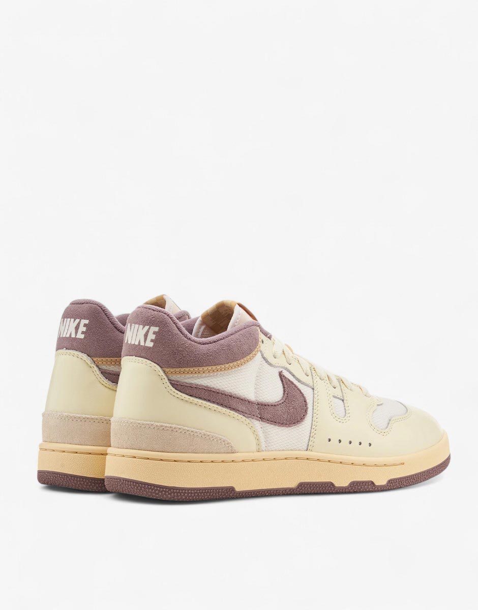 NIKE Attack Qs Sp Shoes Beige