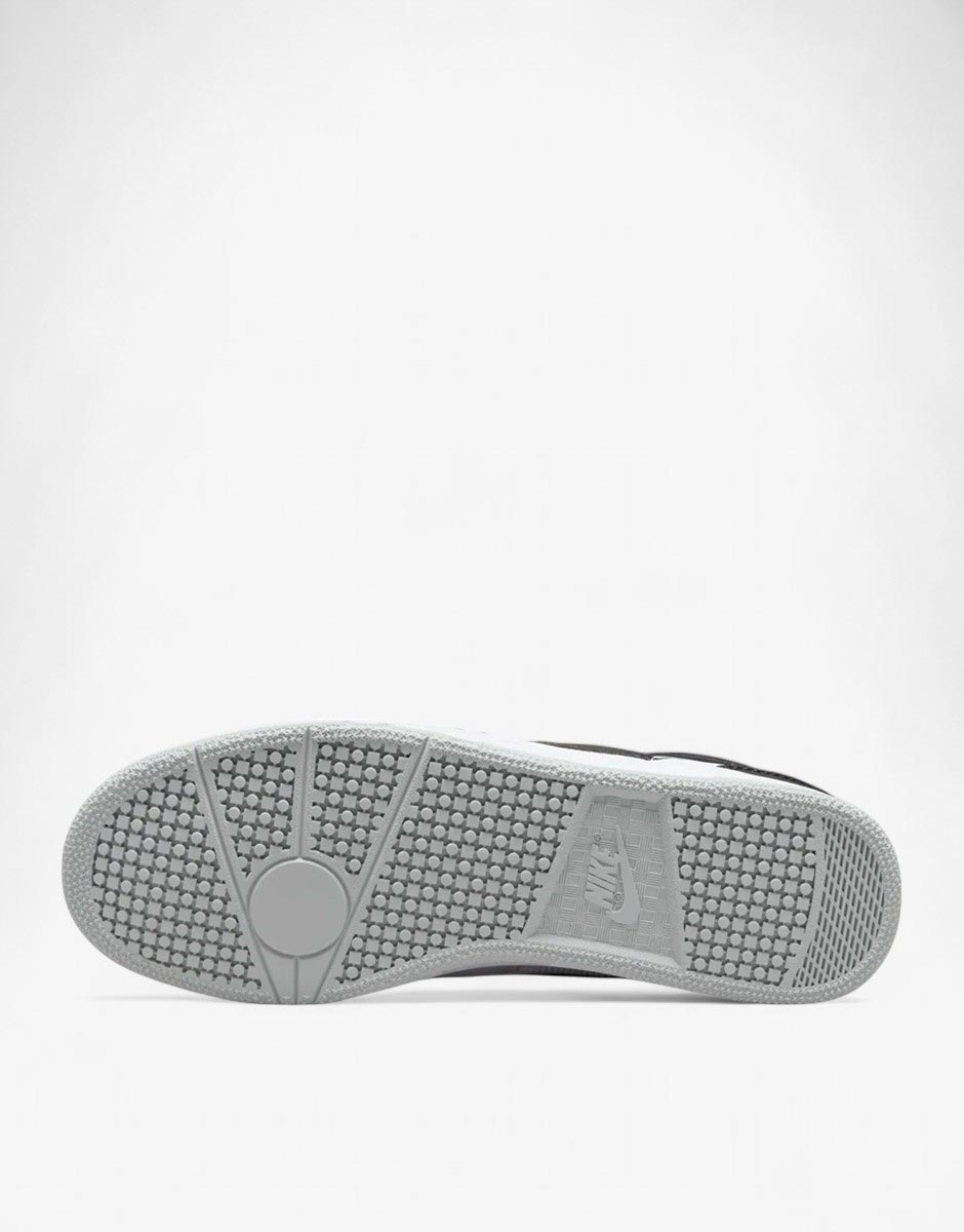 NIKE Attack Qs Sp Shoes White