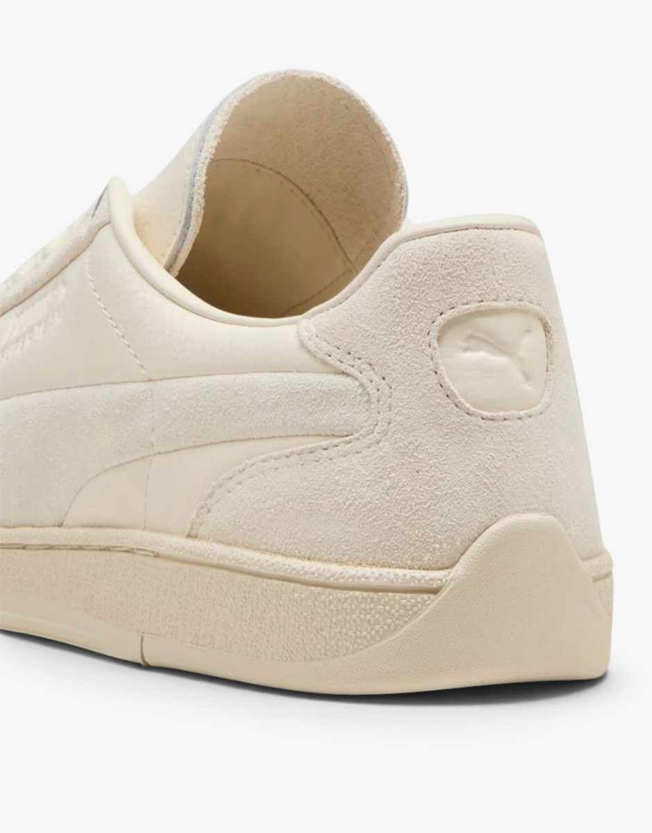 PUMA x Super Team Representm Ecru