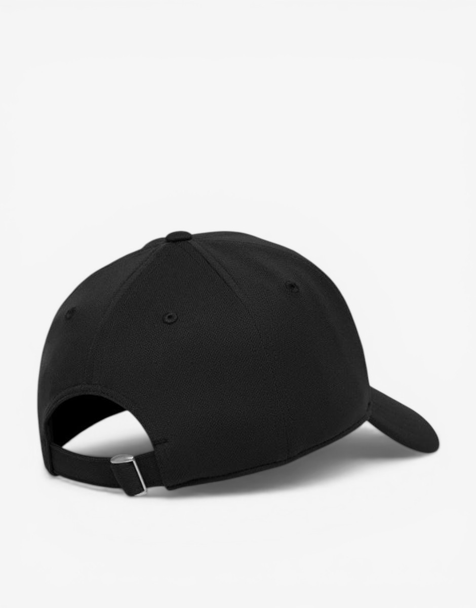 UNDER ARMOUR Blitzing Low Adjustable Cap Black/White