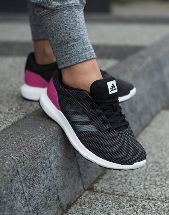 'ADIDAS Cosmic Cloudfoam