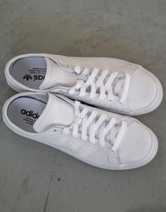'ADIDAS Courtvantage White
