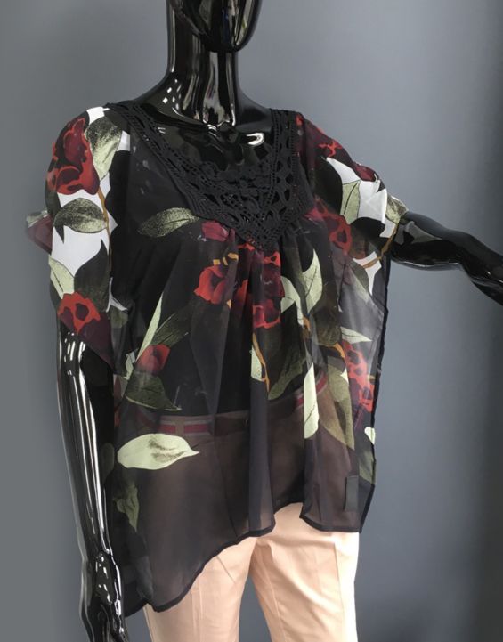 'NEGATIVE Leksa Blouse