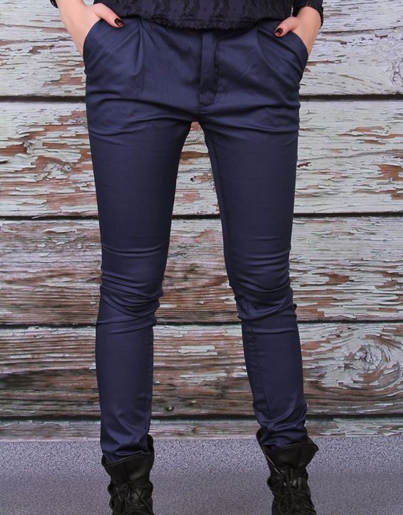 'NEGATIVE Lepa Pants