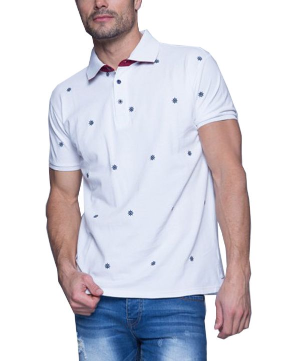 'WILD STREAM Peter Tee White