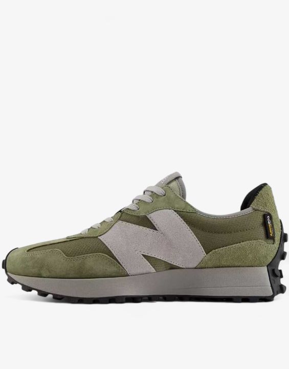 'NEW BALANCE 327 Shoes Green 'NEW BALANCE 327 Shoes Green