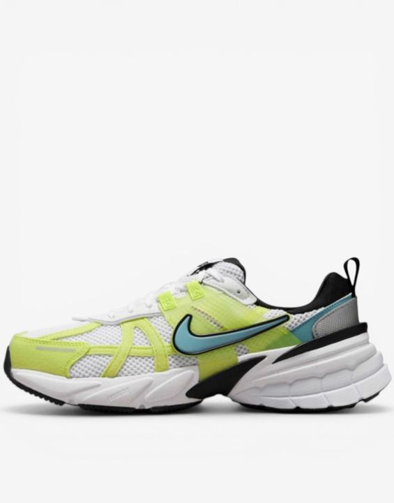 'NIKE V2k Run Shoes White