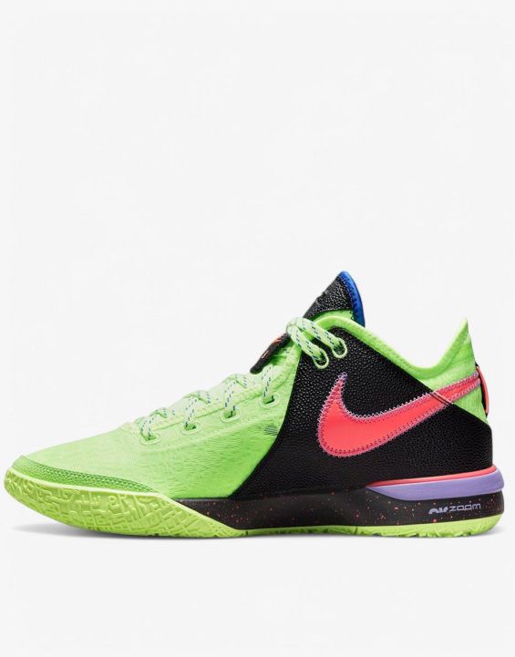 'NIKE x LeBron James Nxxt Gen Shoes Green
