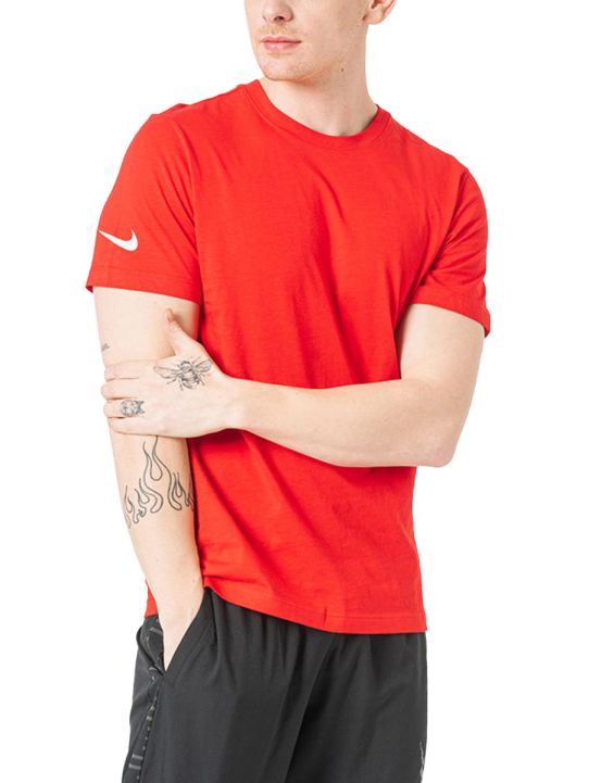 'NIKE Team Club Tee Red