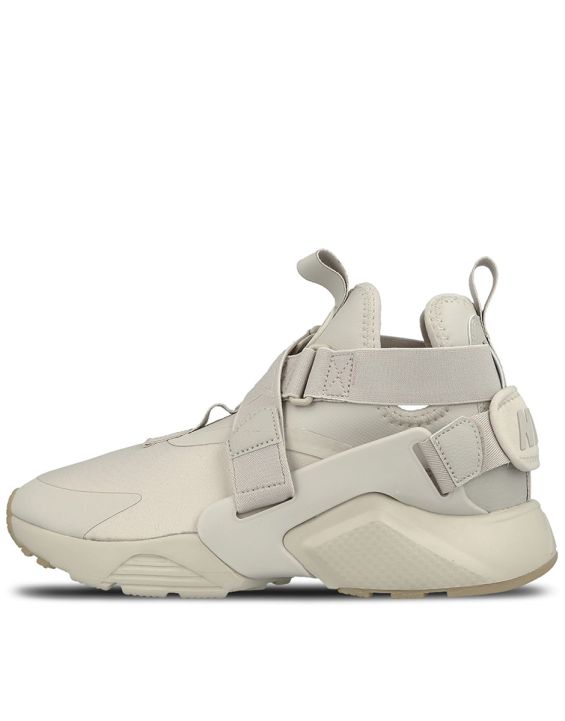 'NIKE Air Huarache City Sand