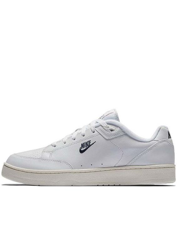 'NIKE Grandstand II White