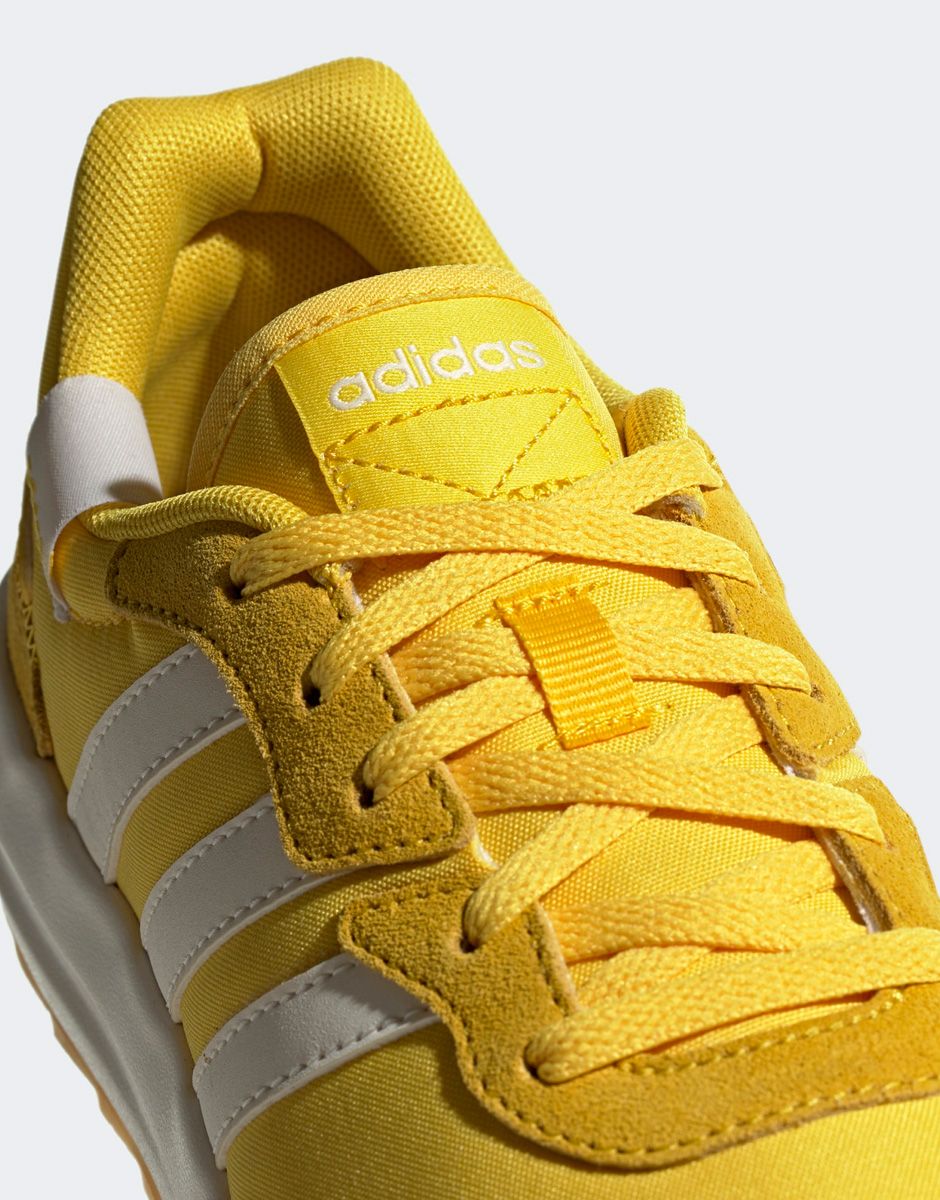 yellow adidas retrorun