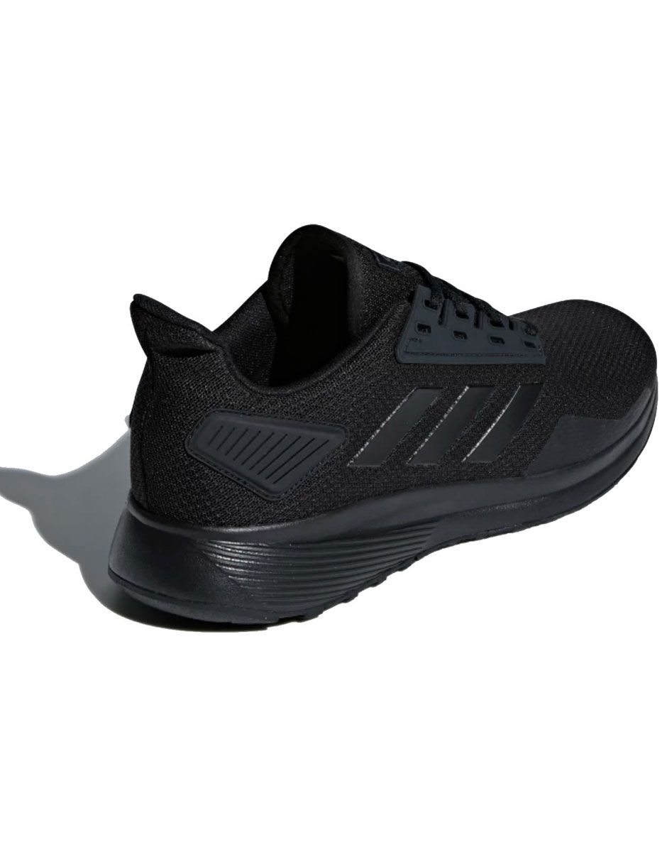 Duramo 9 triple black clearance