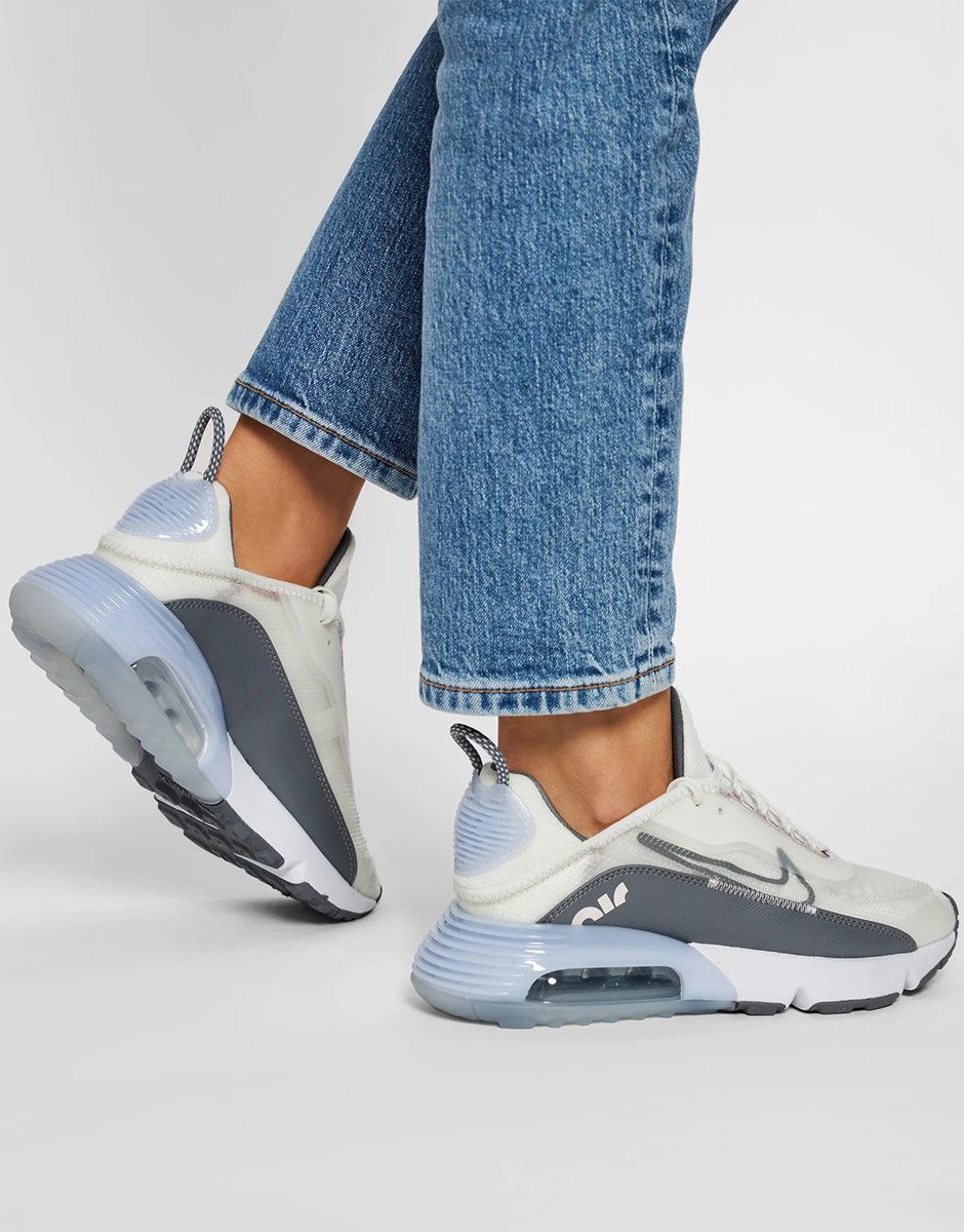 white nike air force 1 react