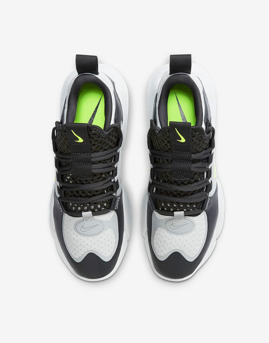 nike air alpha savage 2