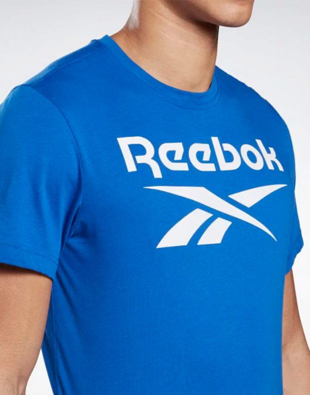 REEBOK Graphic Series Stacked Tee Blue - FP9144 - 5