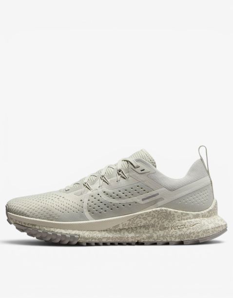 NIKE React Pegasus Trail 4 Give Her Flowers White / Gray