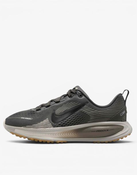 NIKE Vomero 18 GS Gray