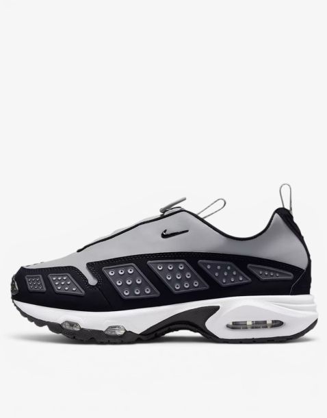 NIKE Women's Air Max SNDR Gray