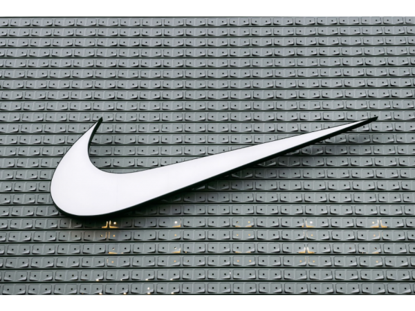 Маратонки Nike Shox - предимства и отличителни черти
